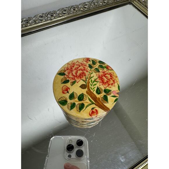 Small Round Floral Hand Painted Paper Mache Trinket Box - Picture 7 of 9